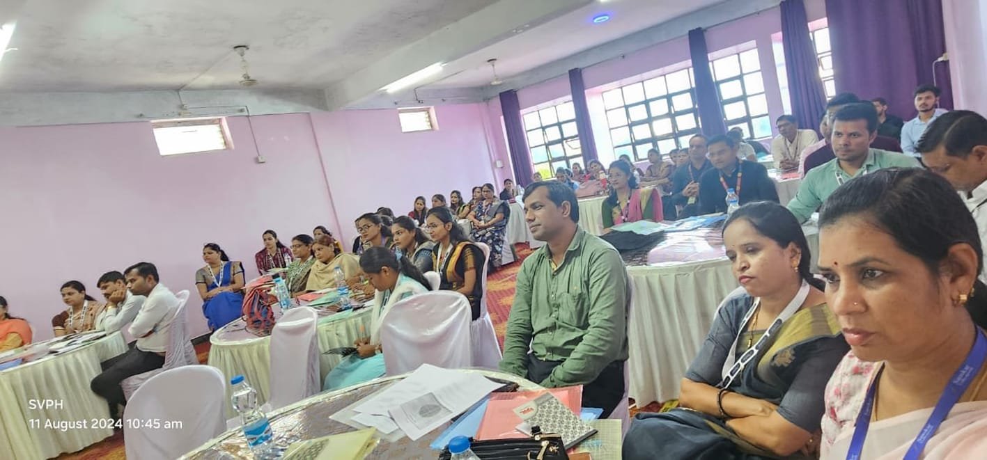 शिक्षणशास्त्र पर शिक्षक प्रशिक्षण कार्यक्रम संपन्न