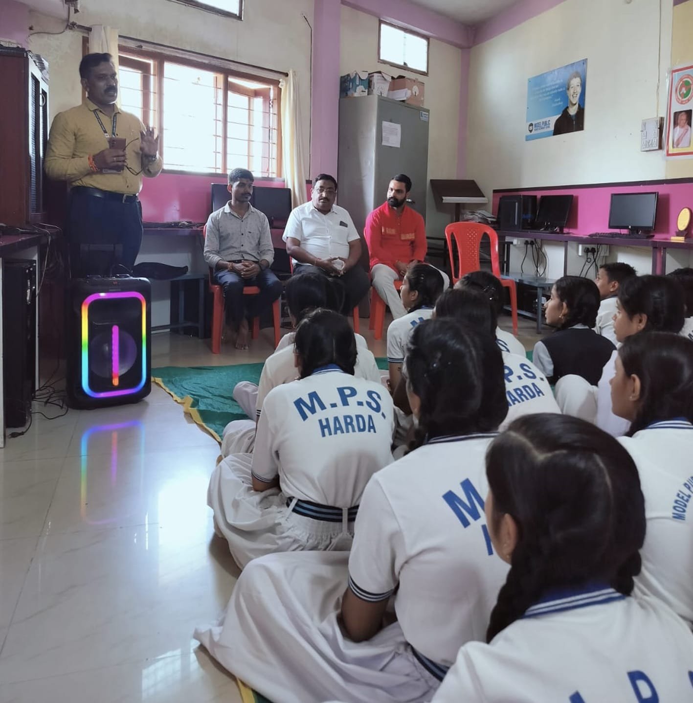विश्व उद्यमिता दिवस पर मॉडल पब्लिक स्कूल में हुआ कार्यक्रम  
