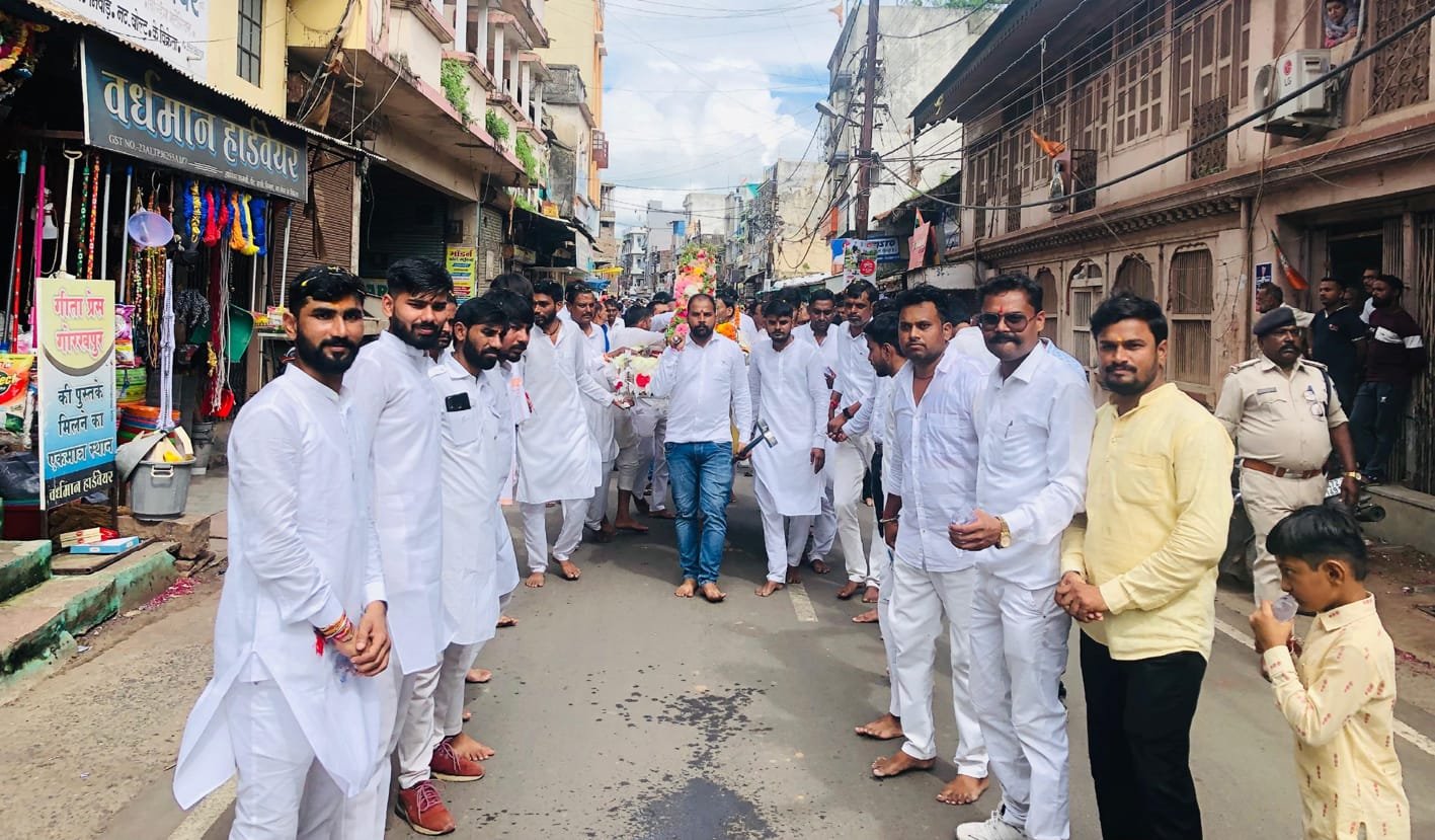 जन्माष्टमी पर धनगर समाज ने निकाली शोभायात्रा