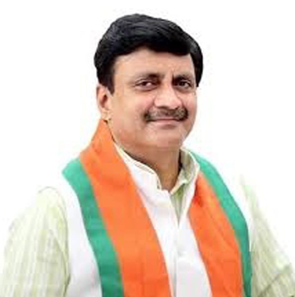 गृह जिले के बाहर रहने वाले युवाओं को ऑनलाइन वोटिंग का हो अधिकार : गणेश सिंह