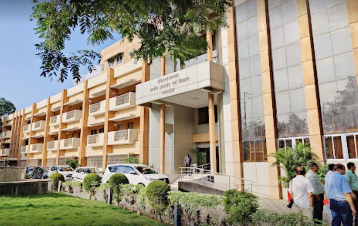 मतलब नगरीय निकाय अध्यक्षों को मिल गया अभयदान