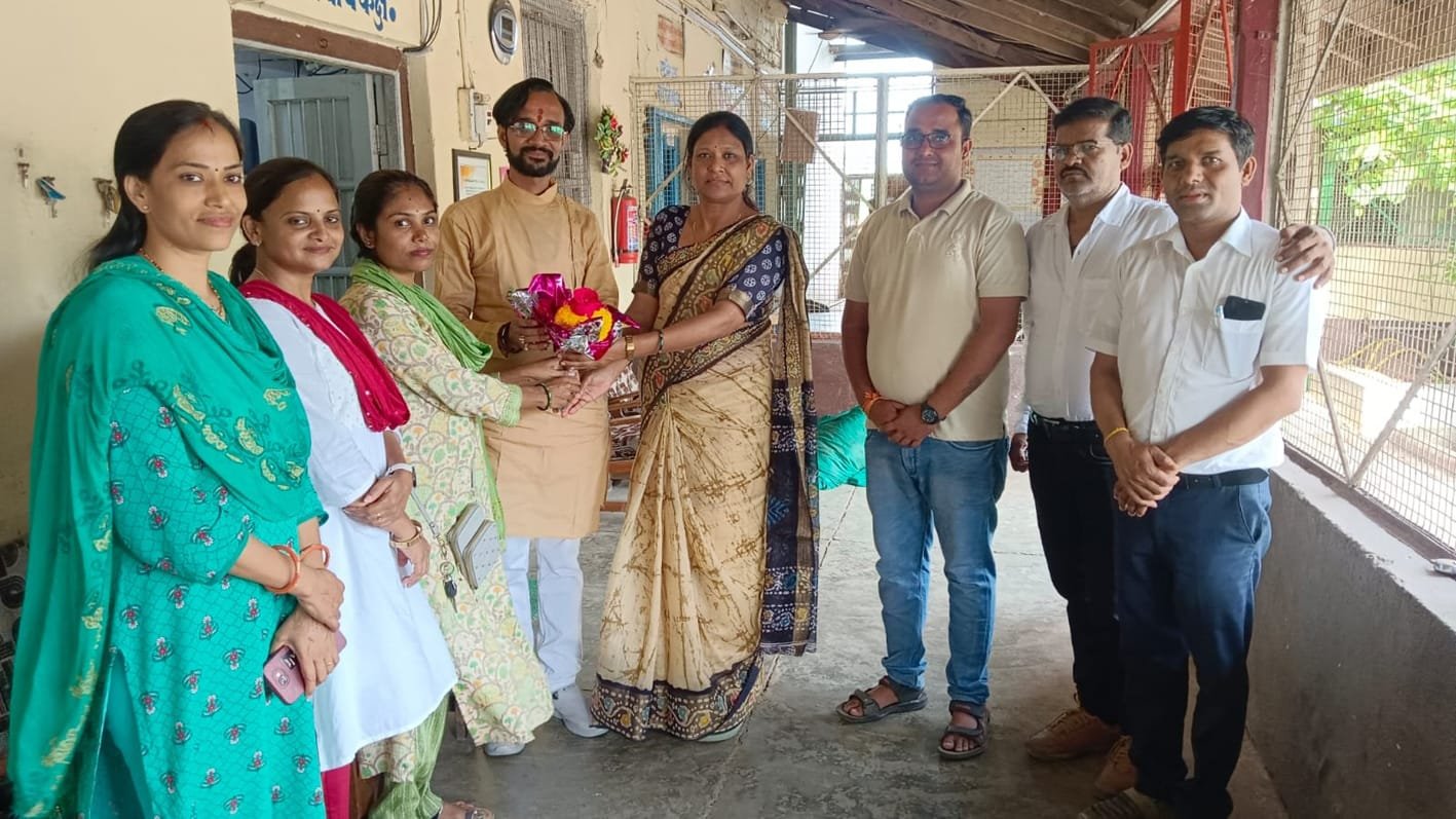 संस्कृतं किमर्थम आवश्यकं…विषय पर