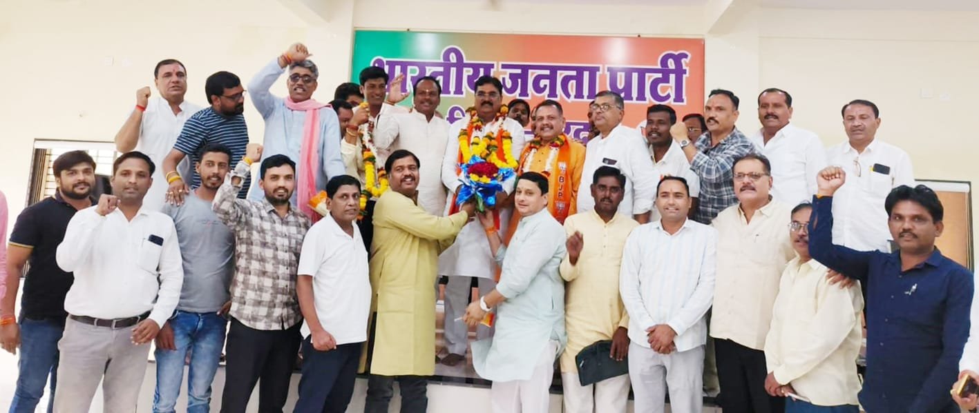 पूर्व कृषि मंत्री कमल पटेल का हुआ स्वागत  