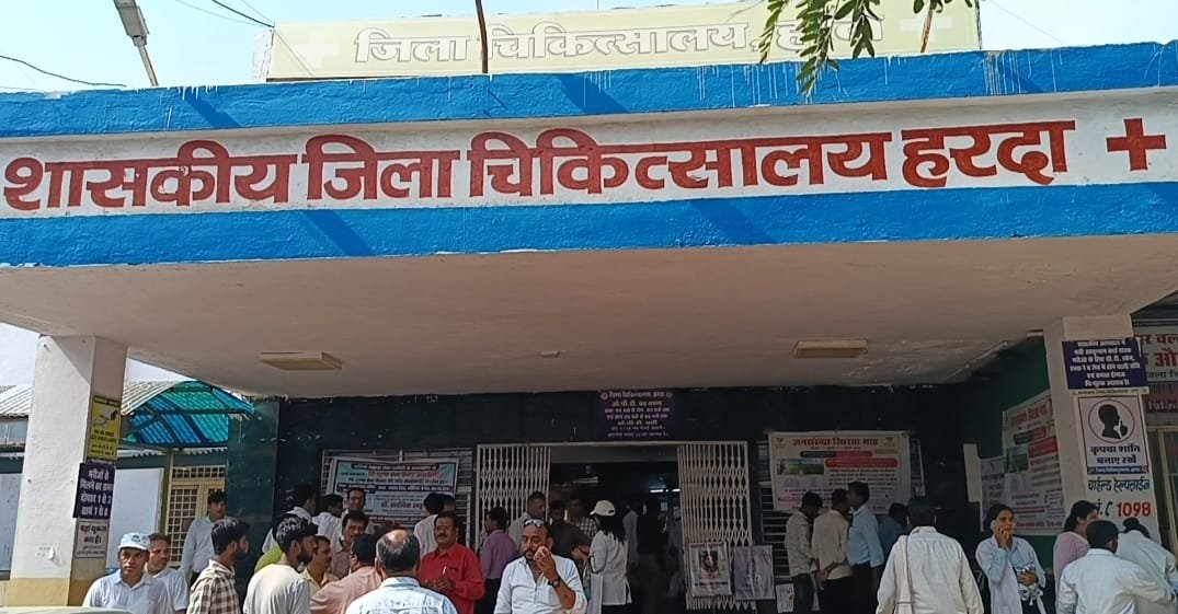 एक दिन में तीन सर्पदंश के मामले जिला अस्पताल पहुंचे