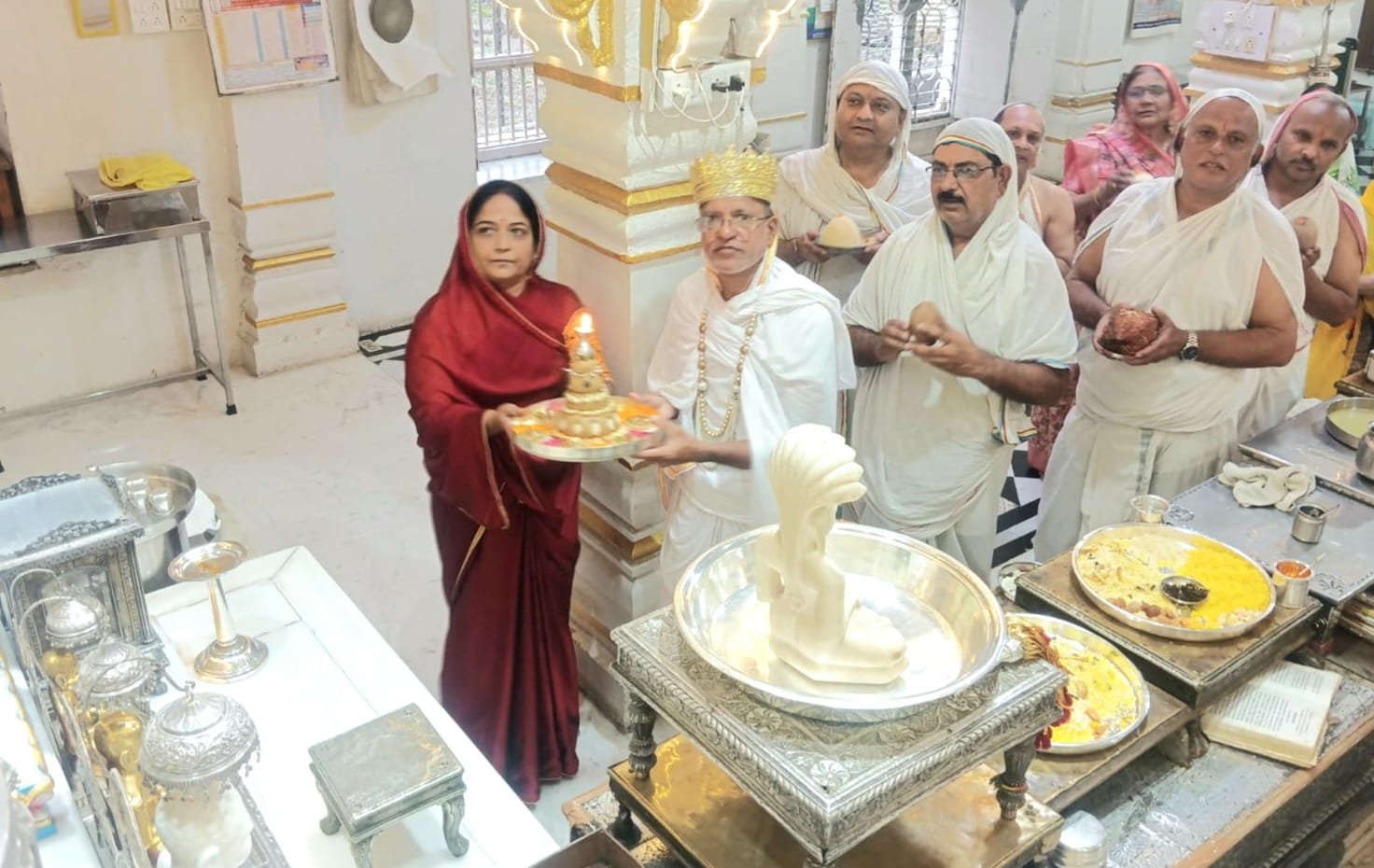 दिगंबर जैन समाज ने मोक्षसप्तमी पर किया विशेष पूजन
