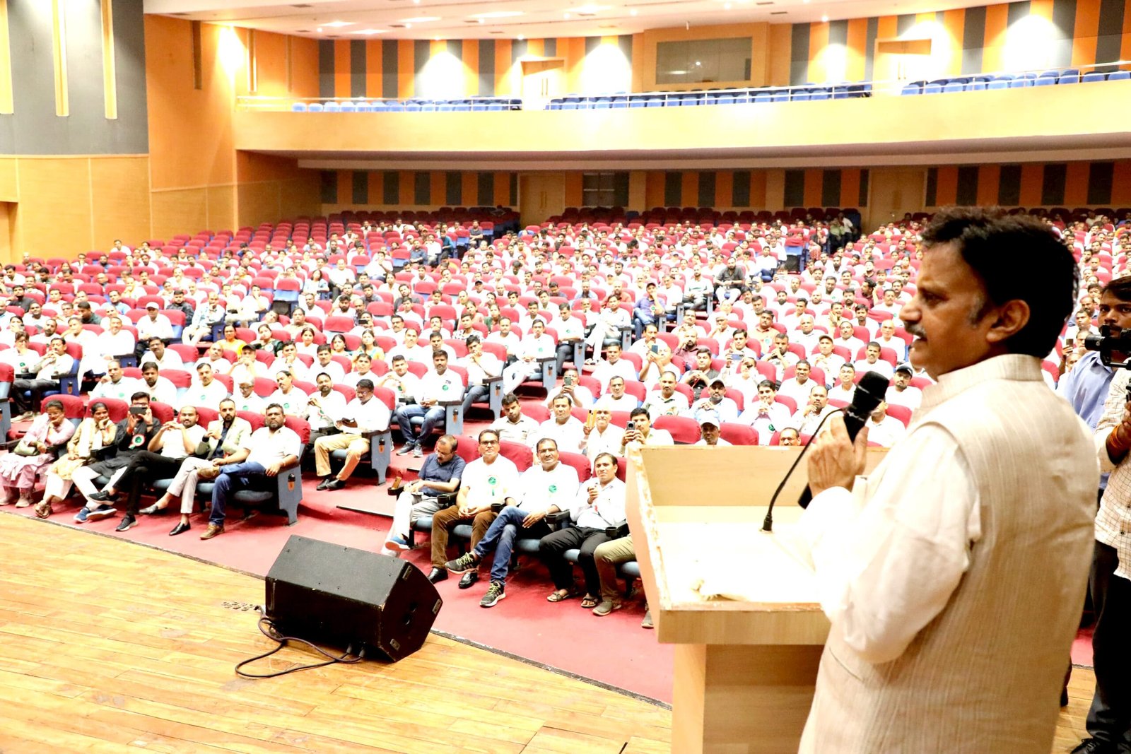 प्रदेश के विकास में पटवारियों की भूमिका महत्वपूर्ण: उप-मुख्यमंत्री श्री शुक्ल