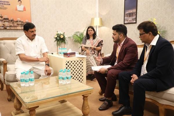 निवेशकों को राज्य सरकार उपलब्ध करायेगी सभी सुविधाएं : मुख्यमंत्री