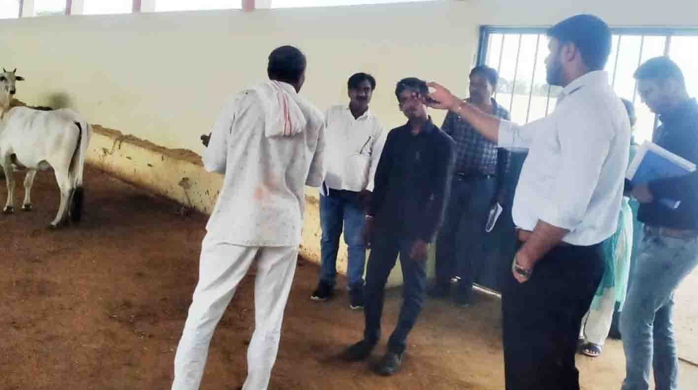जिपं सीईओ ने ग्रामीण क्षेत्र का किया दौरा  