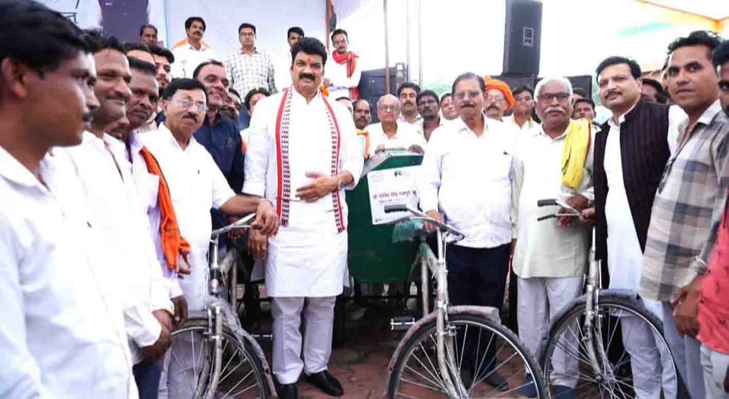 अब हमारे गांव भी शहरों की तरह स्वच्छ और सुंदर बनेंगे : गोविंद सिंह  