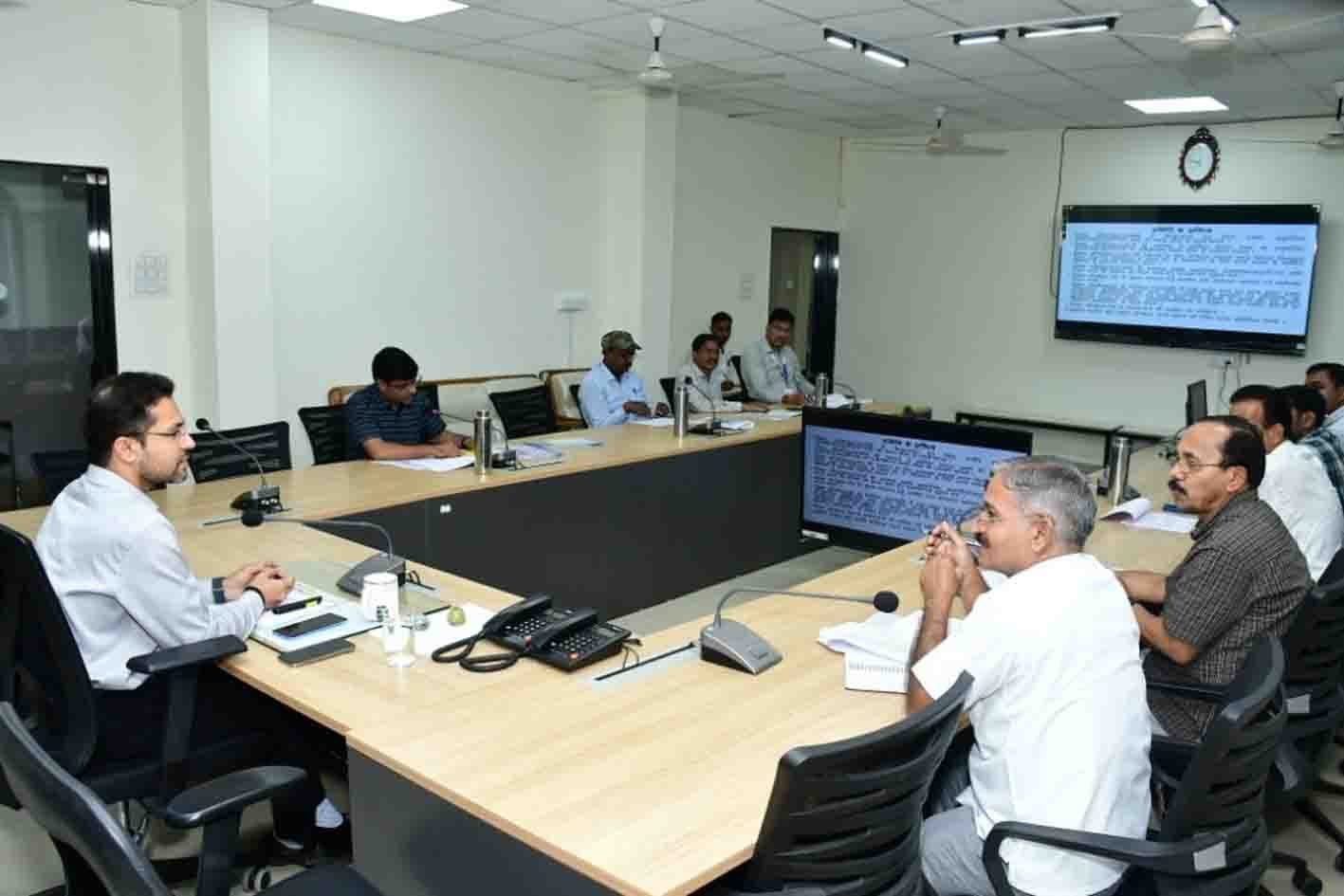 जिला निवेश संवर्द्धन समिति की बैठक संपन्न