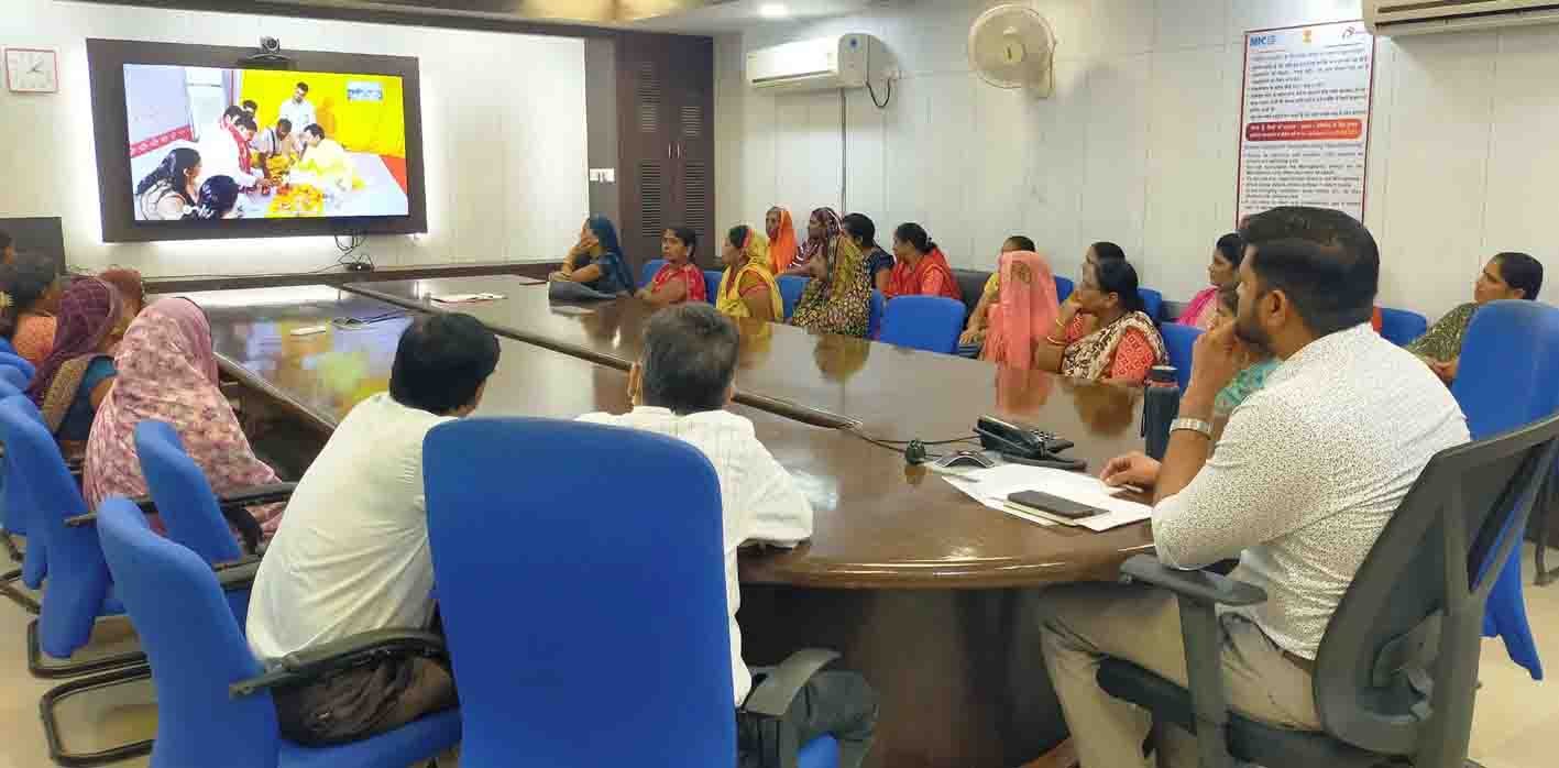 मुख्यमंत्री ने हितग्राहियों को किया हितलाभ वितरण  