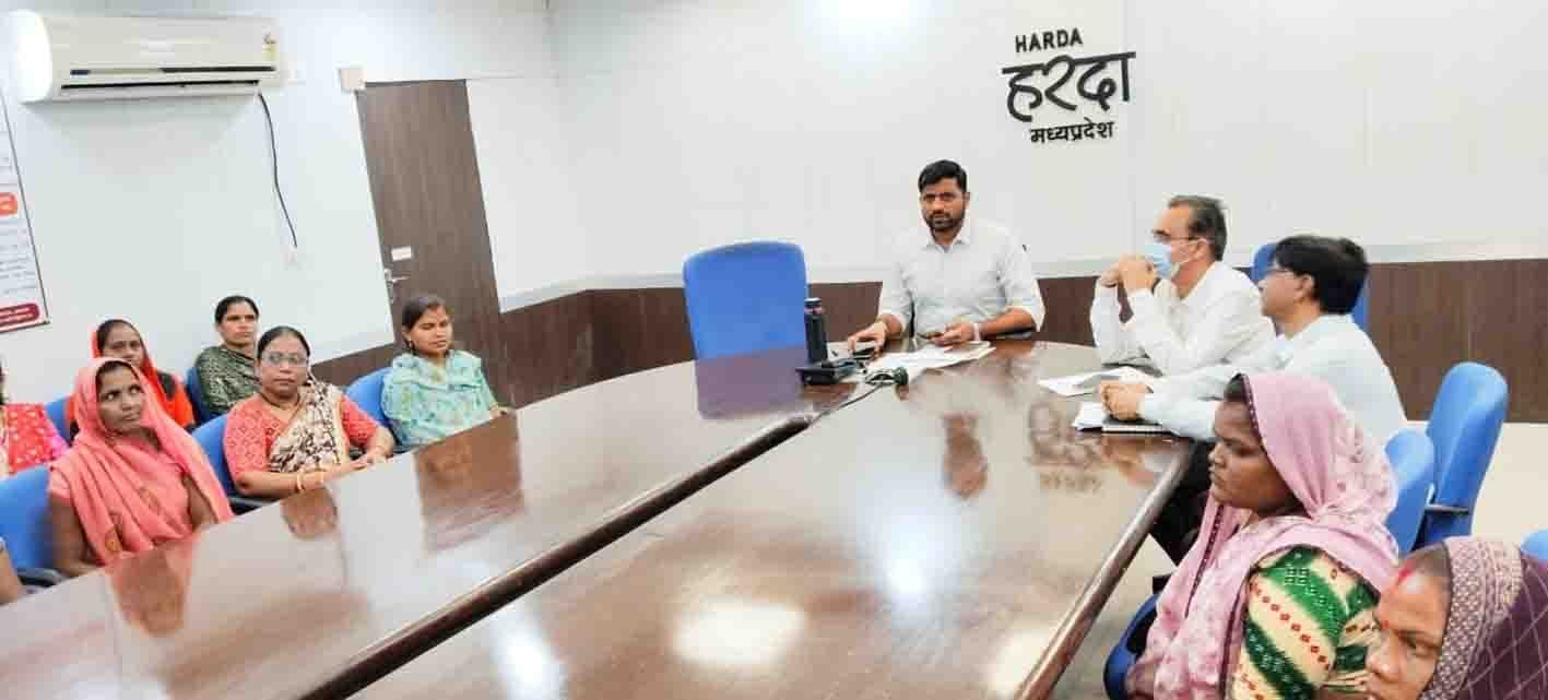 जल जीवन मिशन के कार्यों की समीक्षा की  
