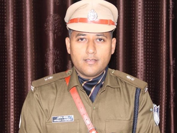 सायबर ठगो से सावधान रहे जनता : एसपी
