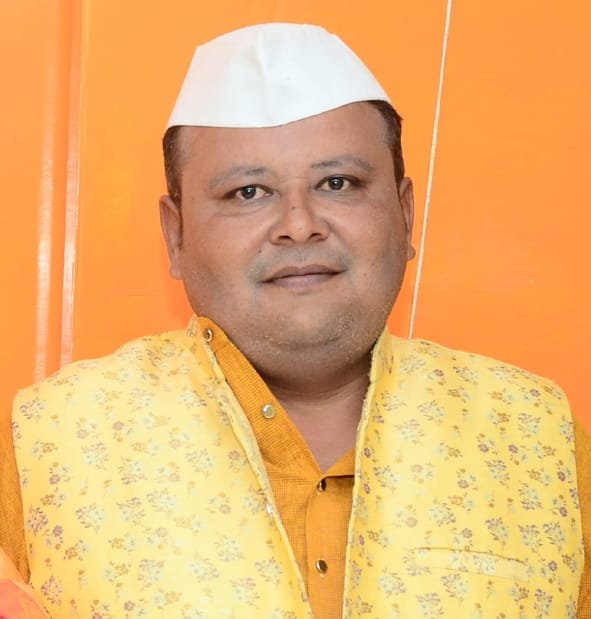 धवल पाटिल का निधन