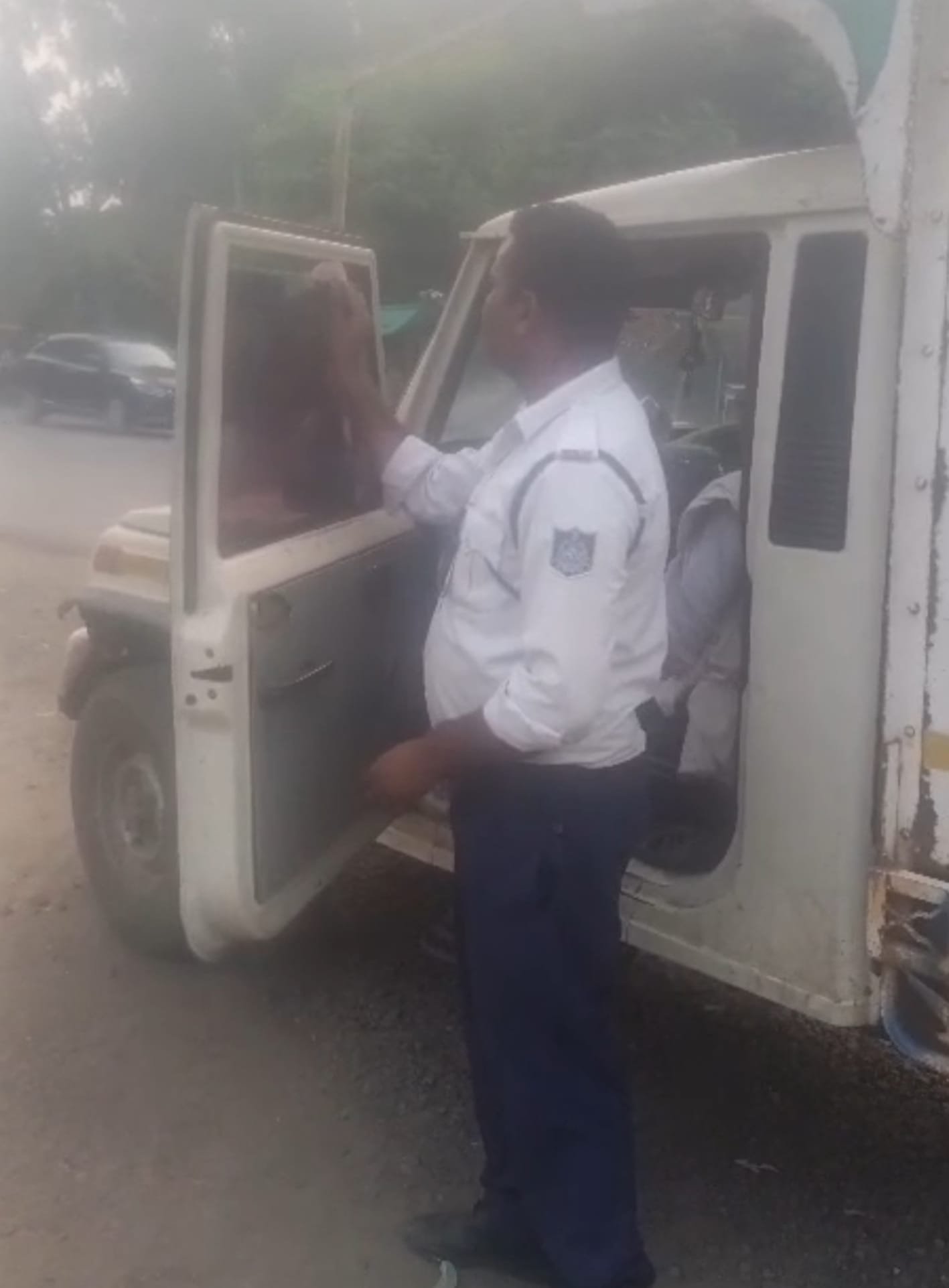 बीस वाहनों पर ७ हजार ९०० रुपए की हुई चालानी कार्यवाही