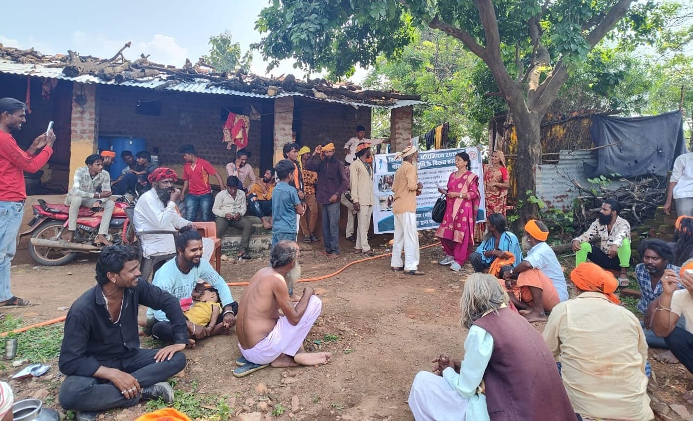बाल भिक्षावृत्ति रोकने आंगनवाड़ी कार्यकर्ताओं ने किया सर्वे