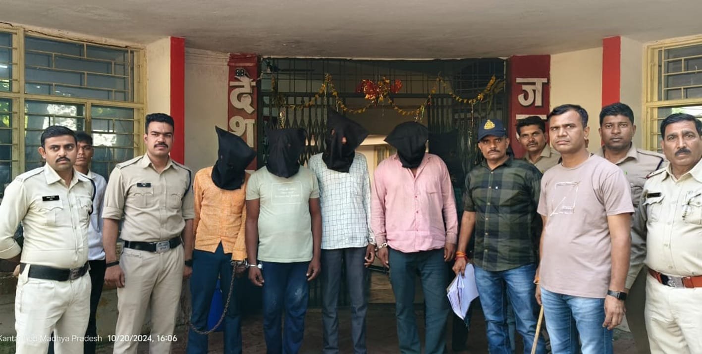 गोदना में हुई डकैती का पुलिस ने 10 दिनों में किया खुलासा
