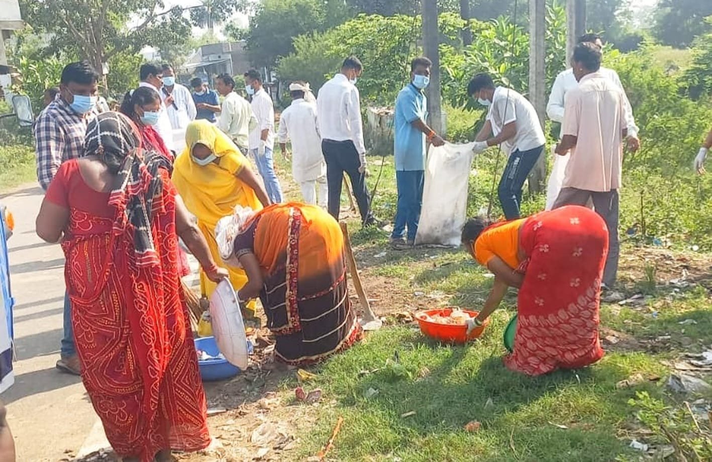 स्वच्छता ही सेवा अभियानÓ के तहत जिले की ग्राम पंचायतों में की साफ-सफाई