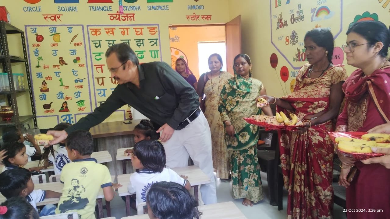 आंगनवाड़ी केन्द्रों का किया निरीक्षण