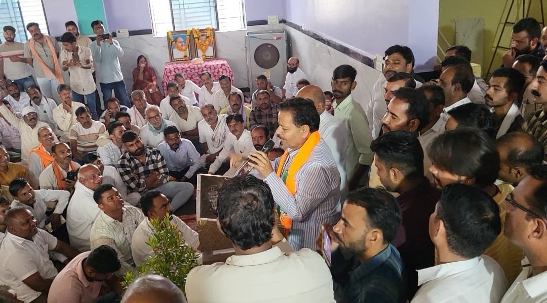 बुधनी विधानसभा उप-चुनाव: कार्यकर्ताओं के विरोध पर एक न चली, बेरंग लौटे रामपाल