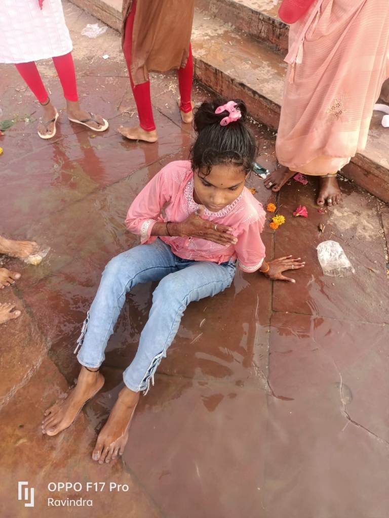 सेठानी पर एसडीआरएफ जवान द्वारा 2 बालिकाओं को डूबने से बचाया गया