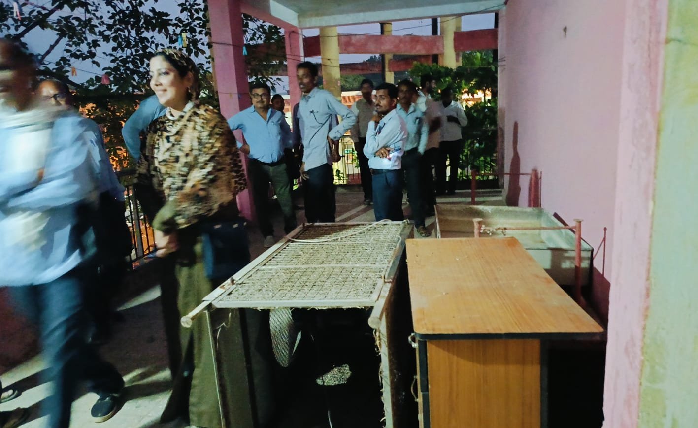 अतिक्रमण को लेकर नपा एक्शन में-विवेकानंद काम्प्लेक्स स्थित दो कमरों से कब्जा हटाया