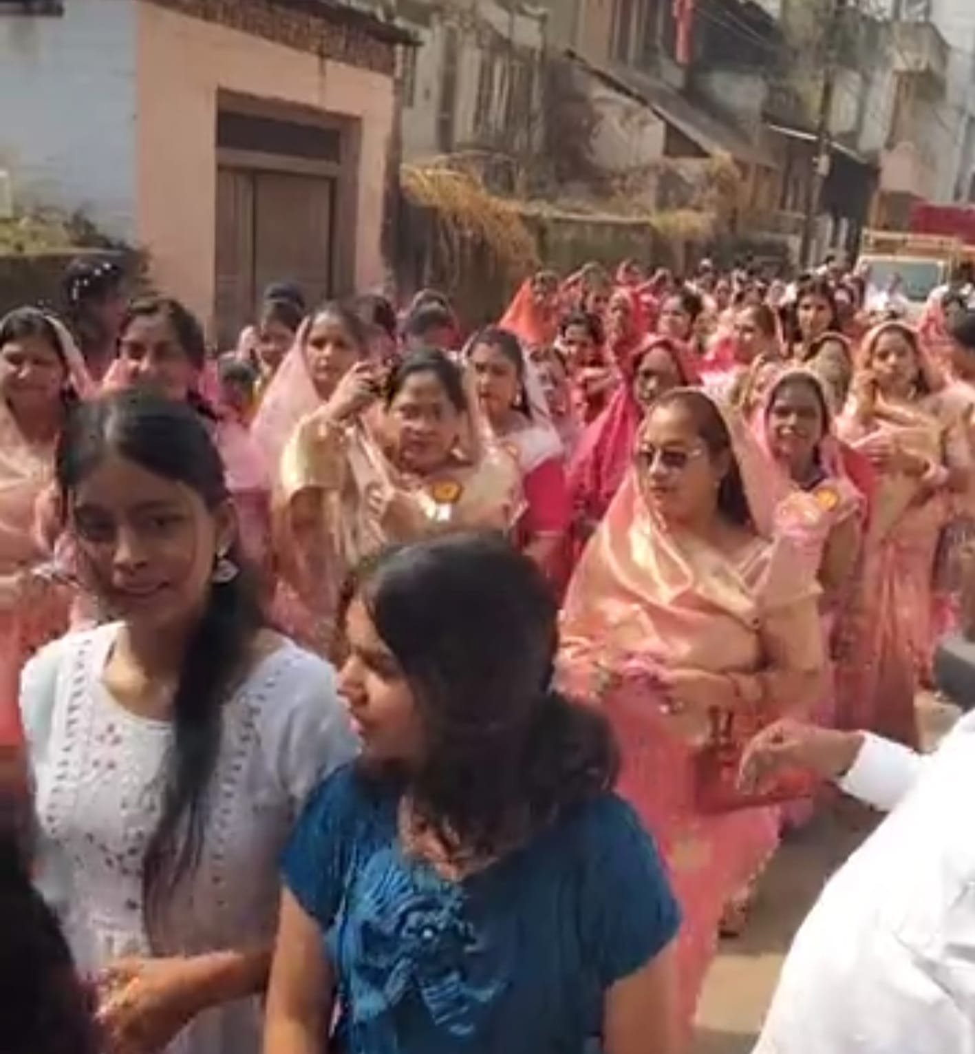 भव्य शोभायात्रा निकाल कर मनाई सहस्त्रार्जुन महाराज की जयंती