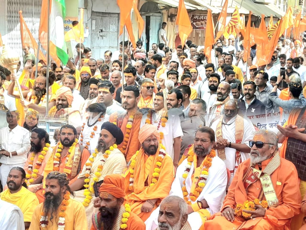 नगर में सकल हिन्दू समाजजनों ने निकाली सनातन हिंदु एकता पद यात्रा