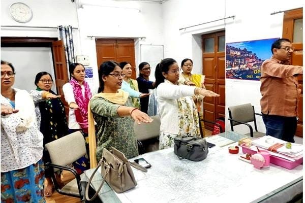 भारत सरकार द्वारा किया गया ‘‘बाल विवाह मुक्त अभियान‘‘ का शुभारंभ कार्यक्रम का सीधा प्रसारण खण्डवा जिले में भी देखा गया