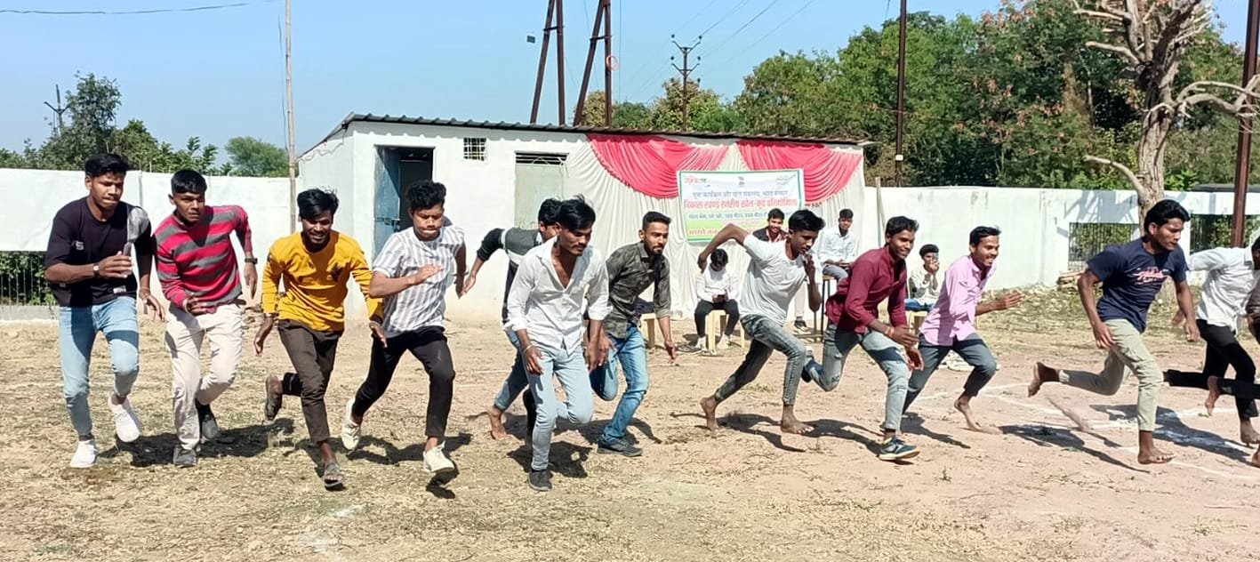 सुमित भुसारे का समूह रहा रस्साकसी में प्रथम