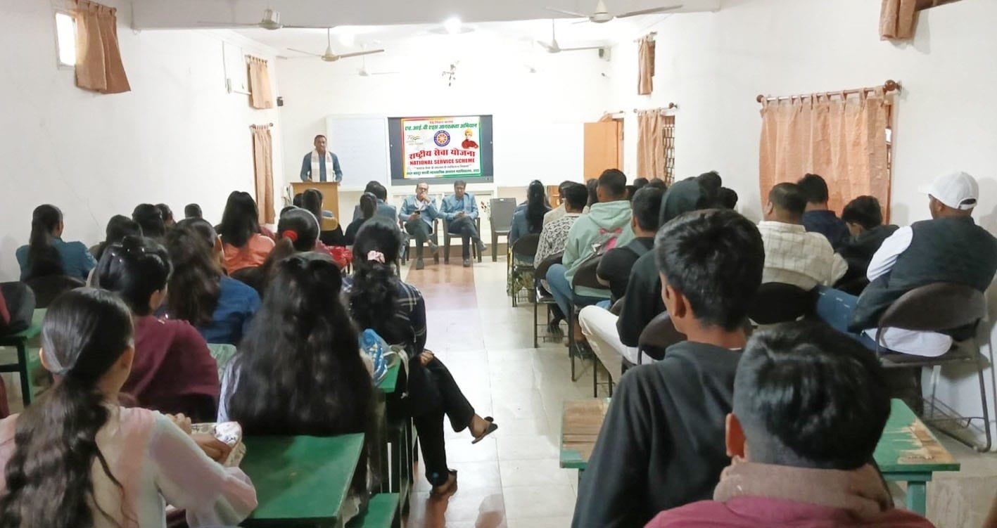 एलबीएस कॉलेज में एड्स दिवस पर हुई कार्यशाला  