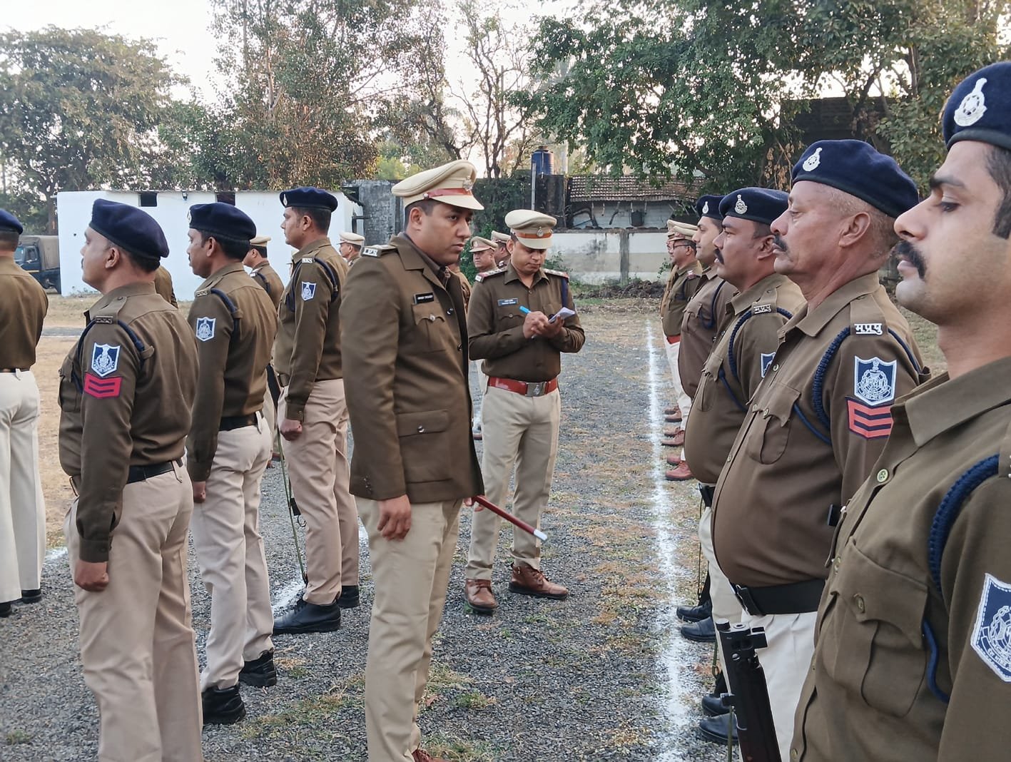 पुलिस कप्तान ने किया जनरल परेड का निरीक्षण