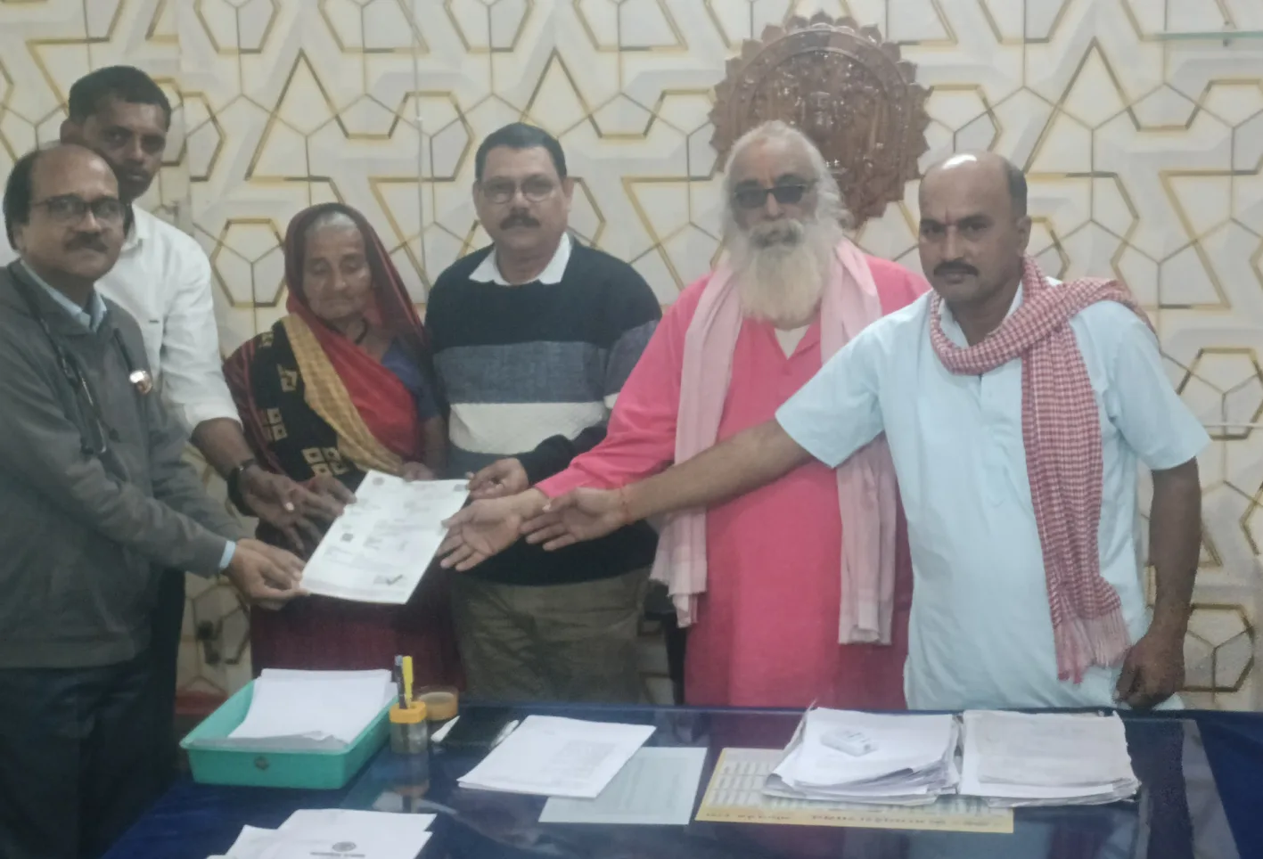 दानदाता अनुसुइया बाई ने उप स्वास्थ्य केन्द्र के लिए दी बेशकीमती भूमि