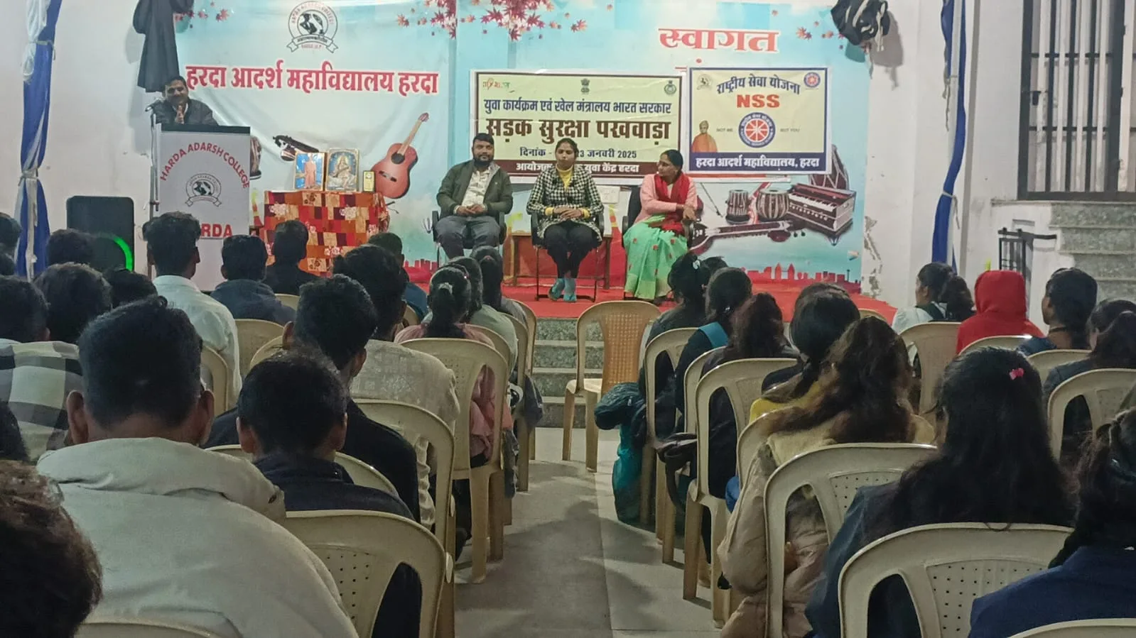 यातायात नियमों का पालन करना सभी का दायित्व : राय