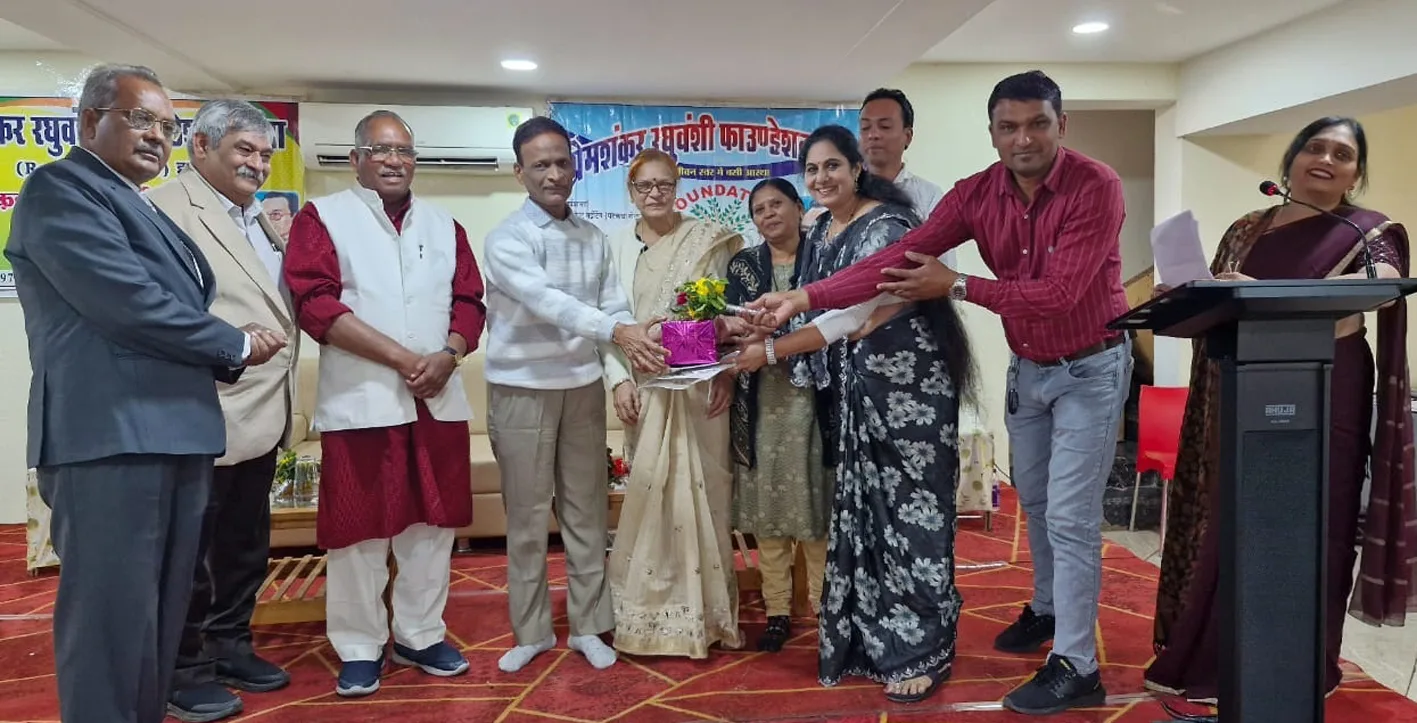 फोटोग्राफी प्रतियोगिता के प्रतिभागियों किया पुरस्कृत