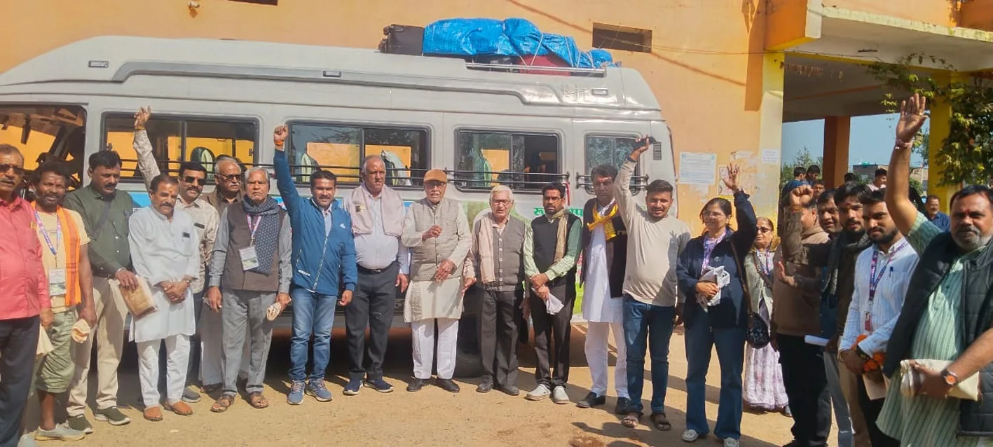 पेड़ लगाकर उनकी देखभाल करना हमारा लक्ष्य : प्रहलाद शर्मा  