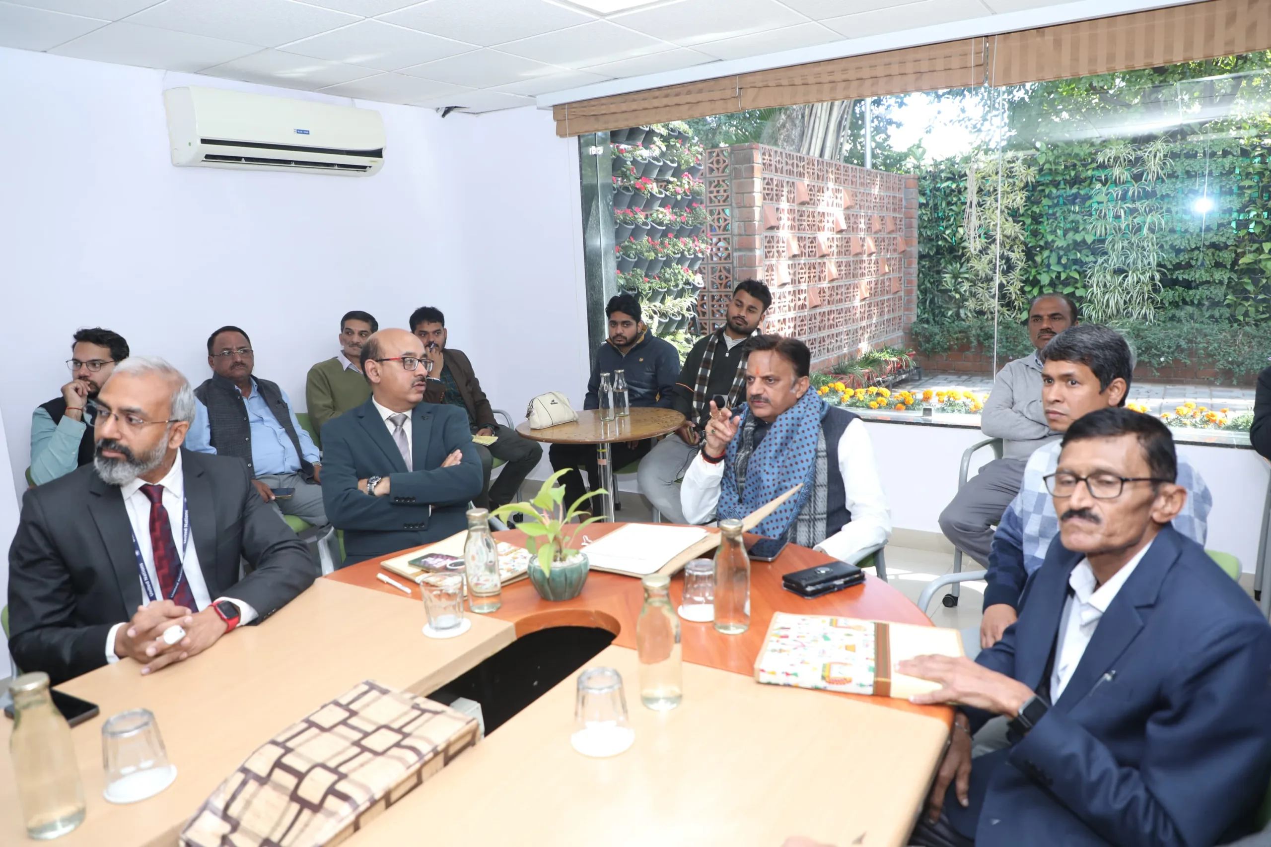 स्वस्थ किशोरी ही, आगे चलकर बनती है स्वस्थ माँ : उप मुख्यमन्त्री श्री शुक्ल