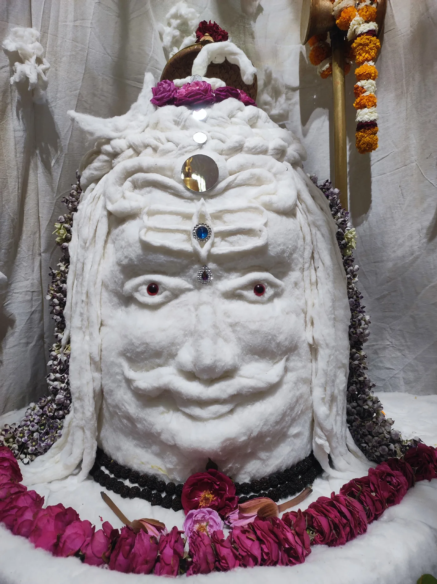 बर्फानी बाबा के रूप में दिखे पंच पिपलेश्वर महादेव