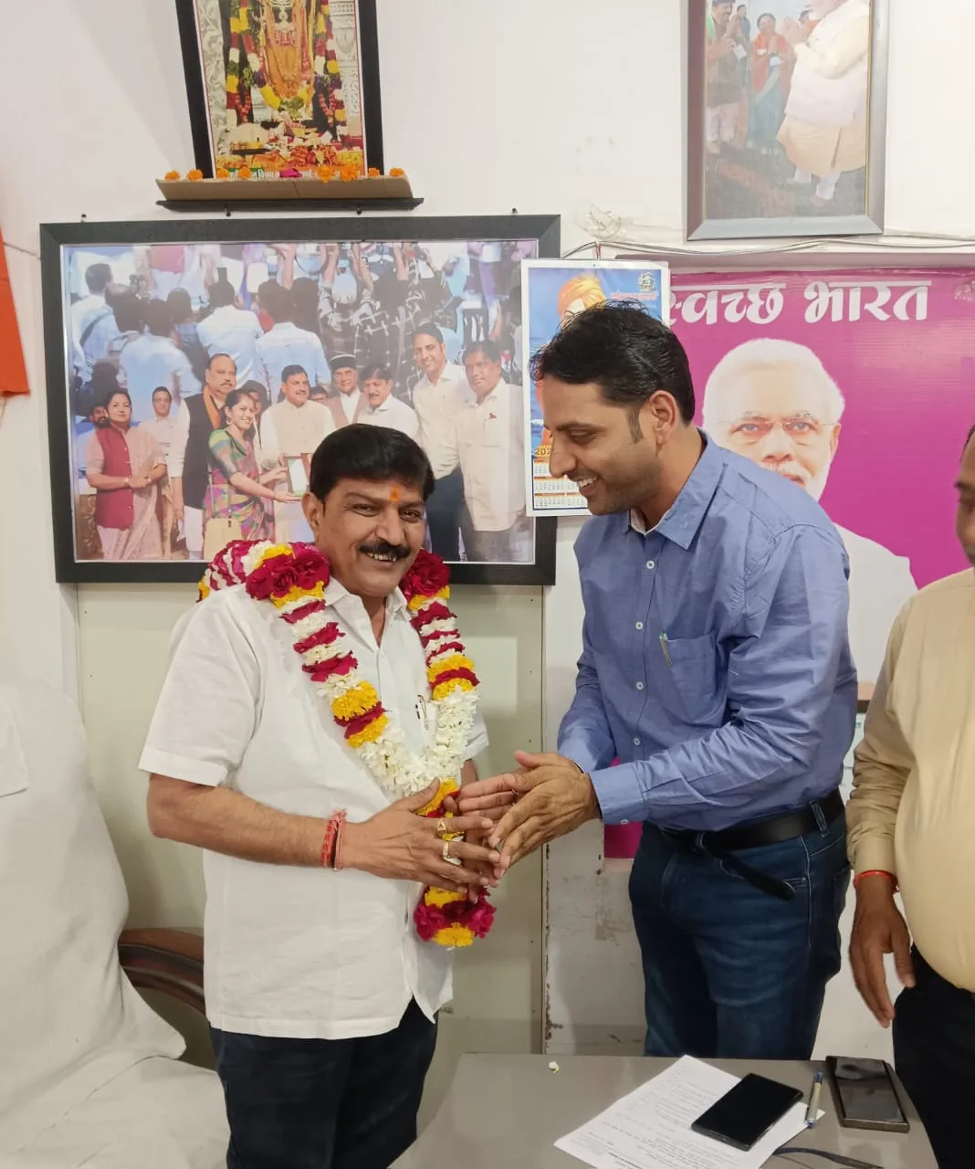 नगरीय प्रशासन मंत्री विजयवर्गीय ने बड़वाह नगर विकास के लिए राशि की स्वीकृत