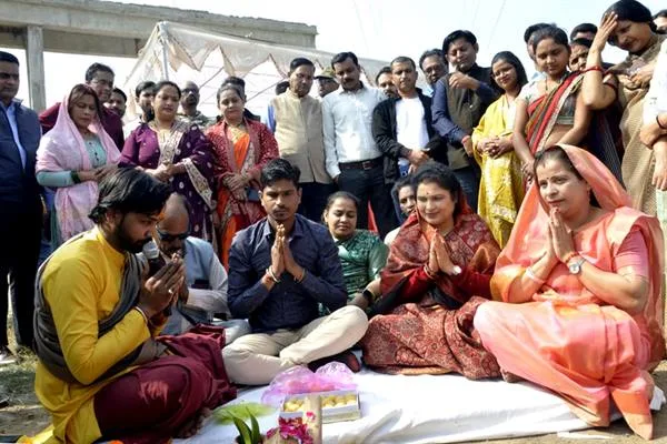 जनता की अपेक्षा की कसौटी पर खड़ा उतरना ही हमारा लक्ष्य : राज्य मंत्री श्रीमती गौर