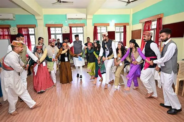 अनेकता में एकता ही हमारे देश की विशेषता है : खेल एवं युवा कल्याण मंत्री श्री सारंग