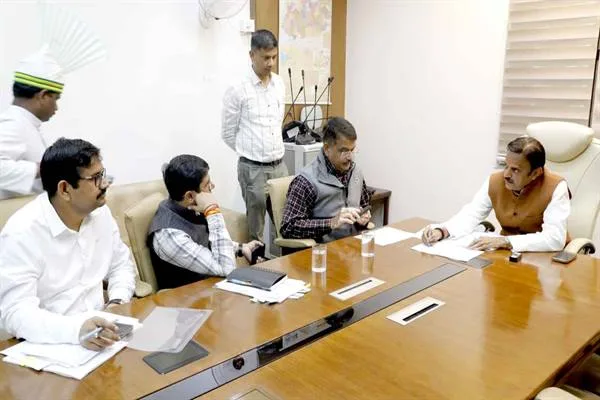 उप मुख्यमंत्री श्री शुक्ल ने स्वास्थ्य विभाग में भर्ती एवं अधोसंरचना विकास कार्यों की प्रगति की समीक्षा की