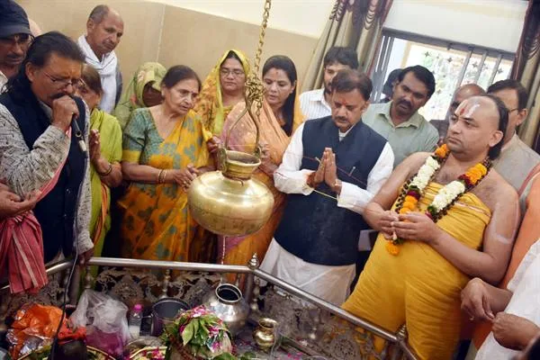 महाशिवरात्रि पर रीवा में निकली भव्य शिव बारात