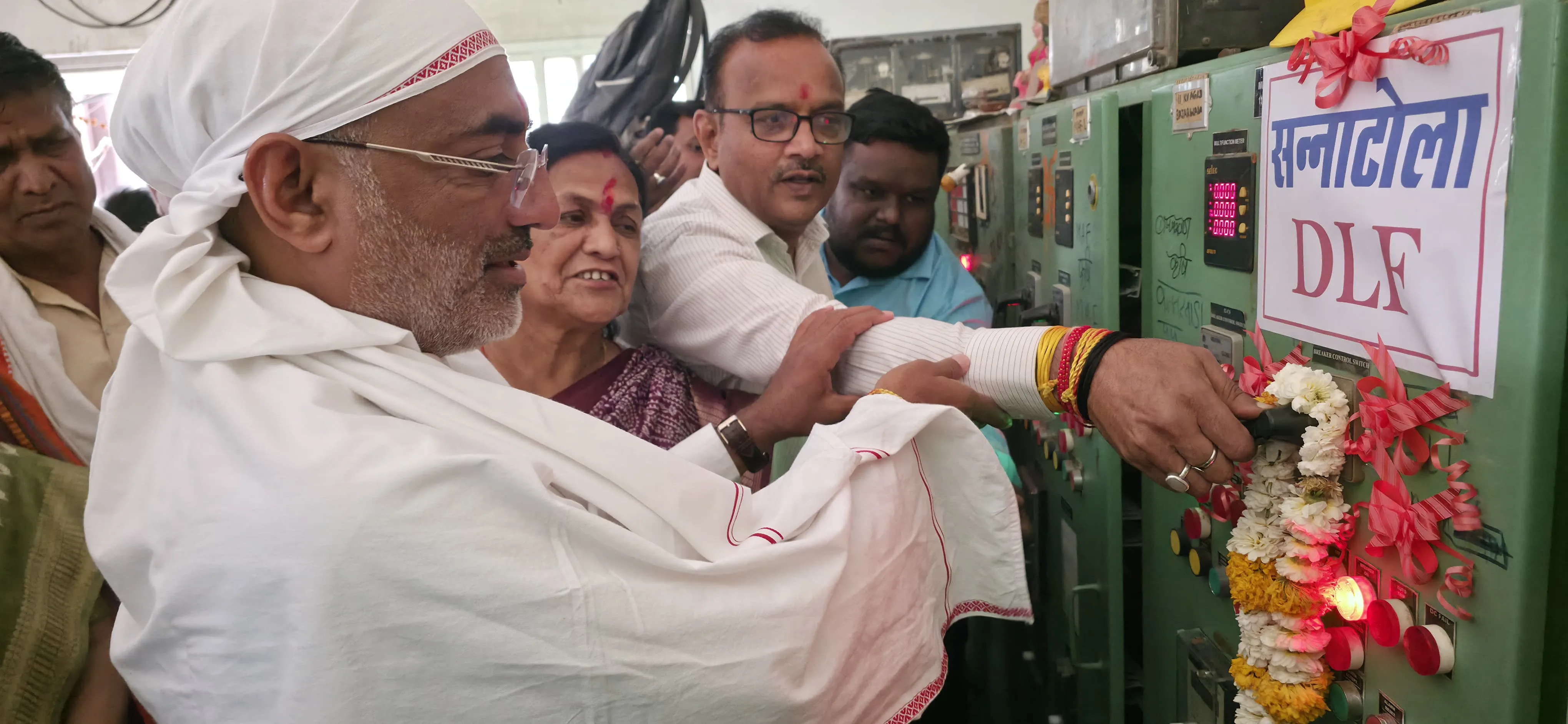 प्रतिनिधियों ने स्टार्ट किया सब स्टेशन