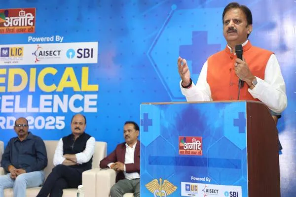 सरकार स्वास्थ्य सेवा प्रदाताओं को बेहतर इकोसिस्टम और सुविधाएं उपलब्ध कराने के लिए प्रतिबद्ध: उप मुख्यमंत्री श्री शुक्ल