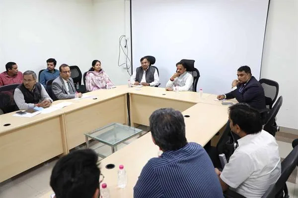 सुपर स्पेशलिटी अस्पताल रीवा में डीएम और एमसीएच के पाठ्यक्रम होंगे प्रारंभ: उप मुख्यमंत्री श्री शुक्ल