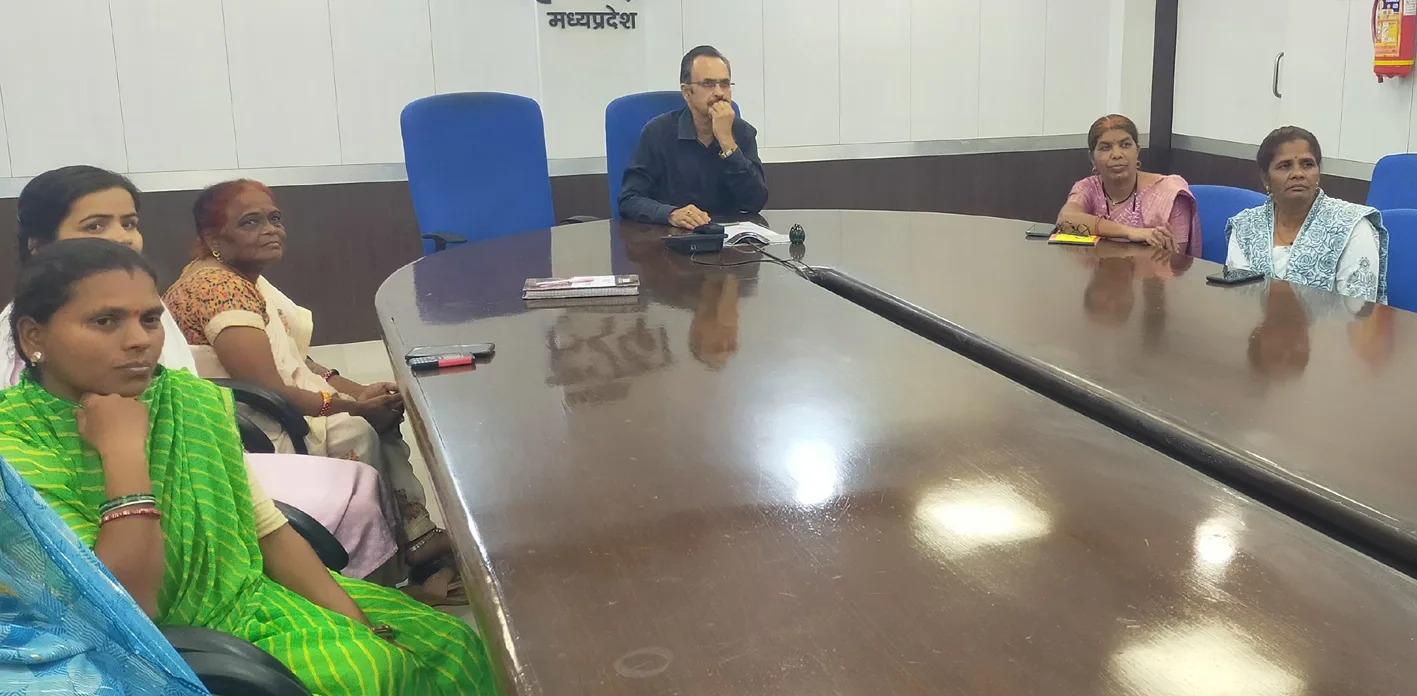 मुख्यमंत्री डॉ. यादव ने लाडली बहनों के खाते में अंतरित की राशि  