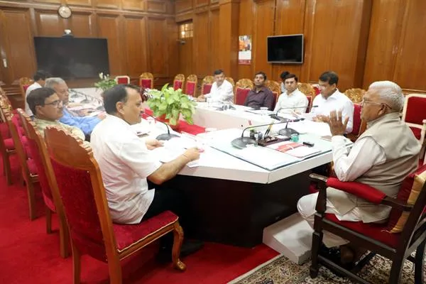रेडक्रॉस इकाइयों के निर्वाचन की हो नियमित व्यवस्था