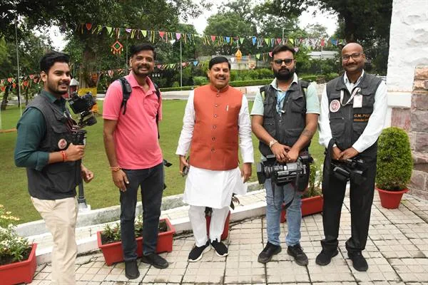मुख्यमंत्री डॉ. यादव ने विश्व फोटोग्राफी दिवस की दी शुभकामनाएं