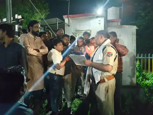 ट्रेन की चपेट में आने से महिला की मौत, 100 मीटर दूर जा गिरा शव